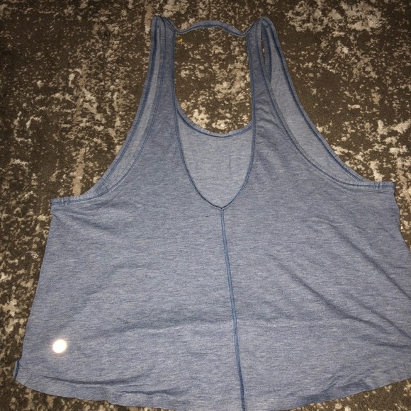 SOLD Lululemon tank - Picture 6 of 7